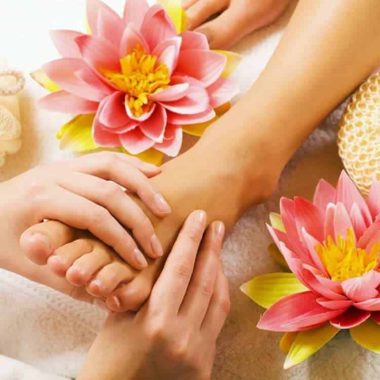 Massage cho nữ tại nhà hiệu quả