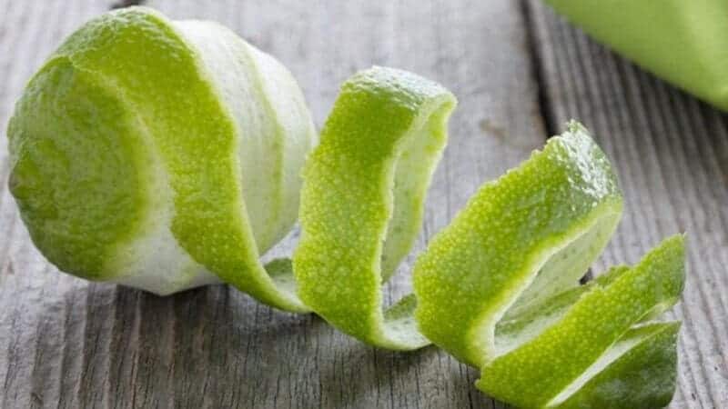 Sử dụng vỏ bưởi - cách giảm rụng tóc cho nữ hiệu quả
